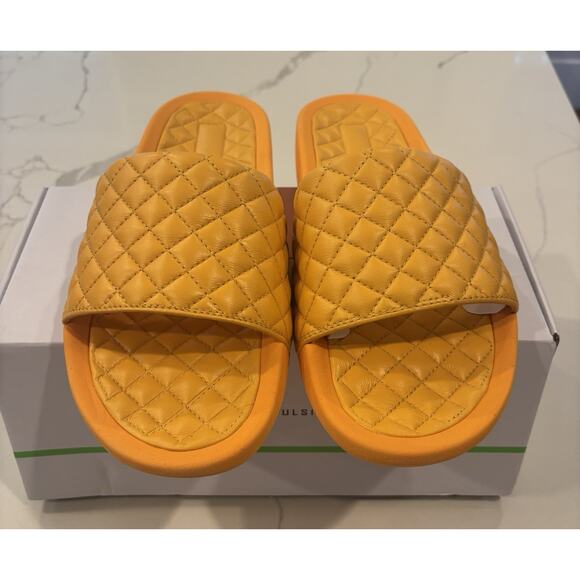 $195 APL Athletic Propulsion Lab Lusso Slides Men’s Size 11 NIB - Picture 2 of 7